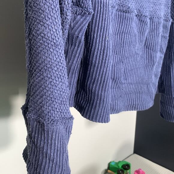 Free People We the Free Oversized V-neck Sweater Blue Size M - Picture 2 of 5